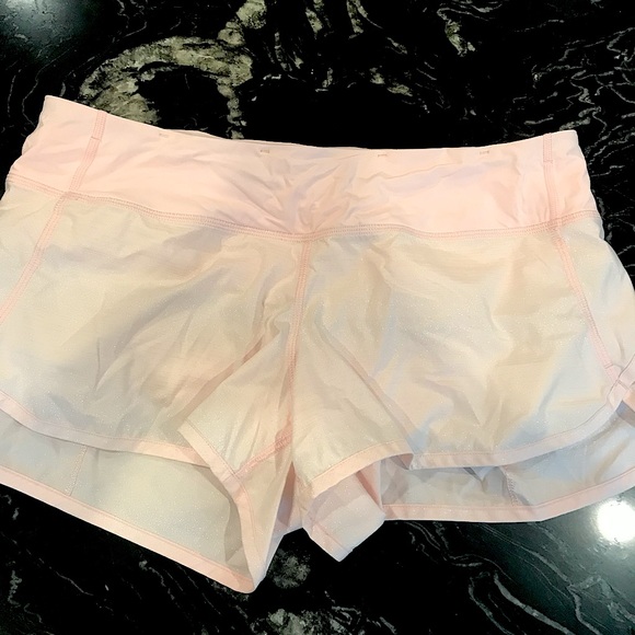 Lululemon Speed Short 2.5 inch - Picture 1 of 2